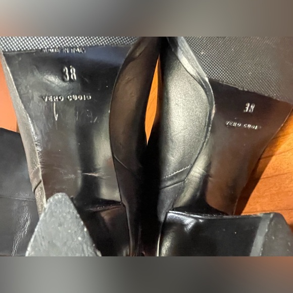 Vero Cuoio Black Ankle Boots - Picture 7 of 11